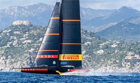 prada luna rossa barca|luna rossa prada pirelli boat.